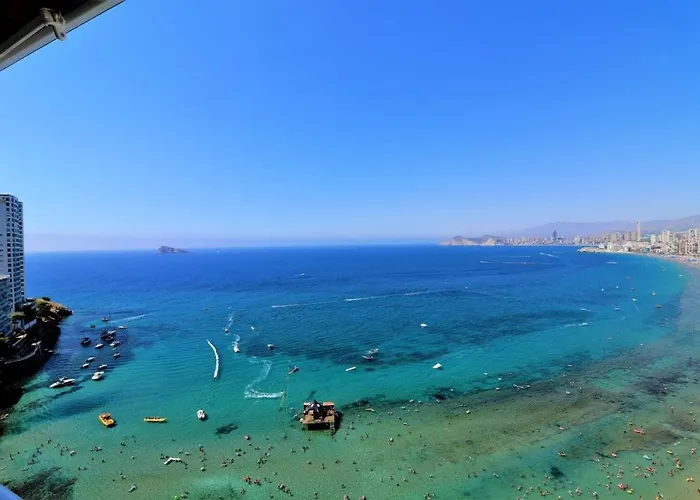 Luxurious 2-Bedroom Apt With Stunning Views, 1St Line On Levante Beach, Benidorm