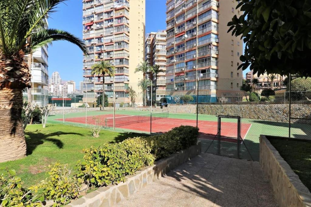 Luxurious 2-bedroom With Stunning Views, 1st Line On Levante Beach, Appartement Benidorm